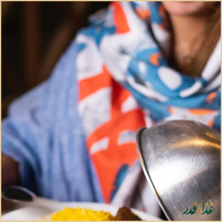 باغ رستوران شب زدگان