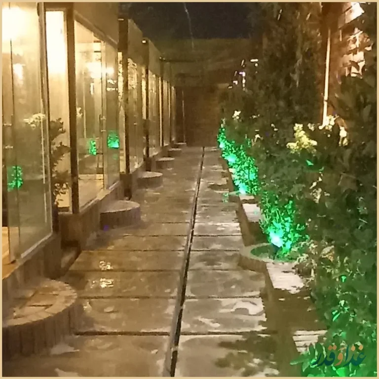 رستوران آقاجون