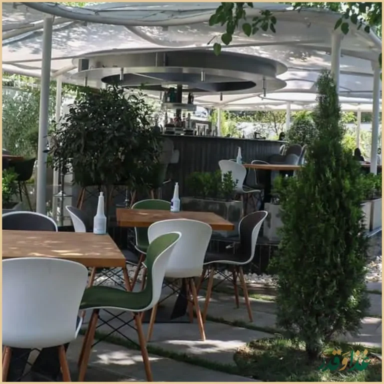 رستوران لوکاس