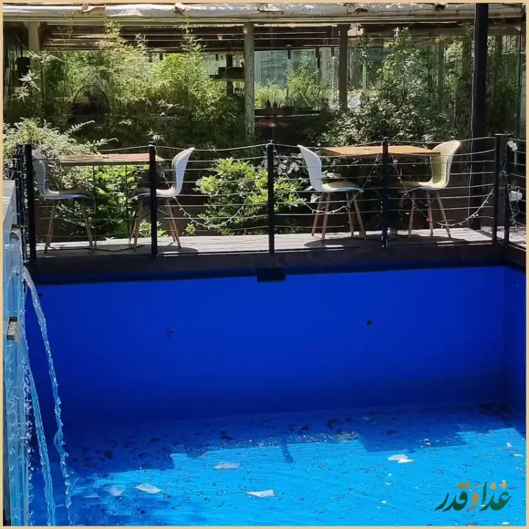 رستوران لوکاس