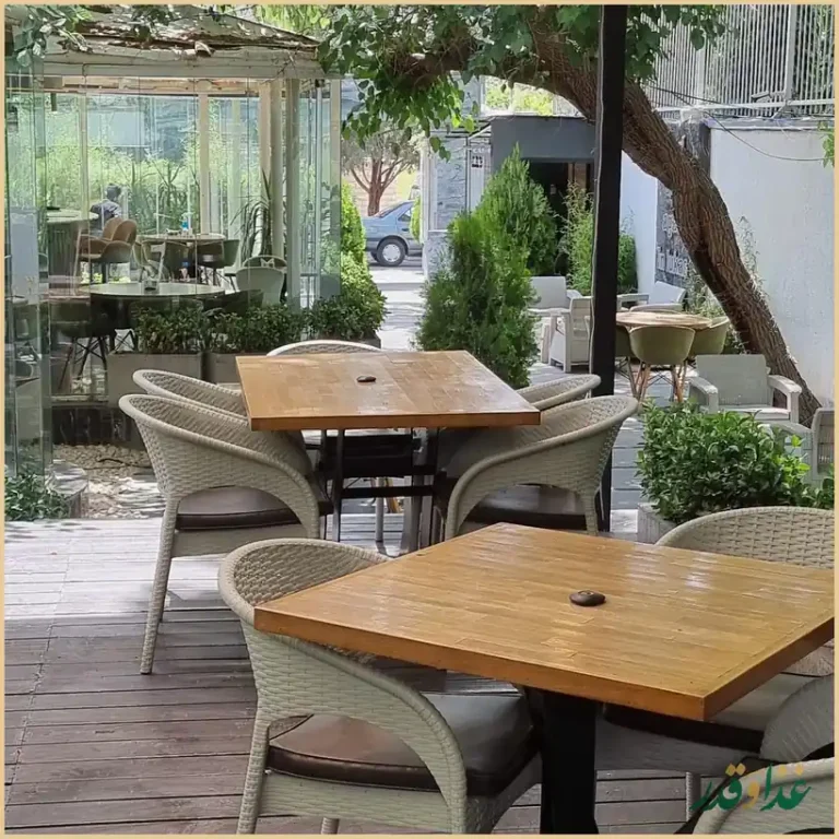 رستوران لوکاس