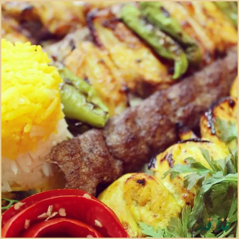 باغچه رستوران سنتی صحرا