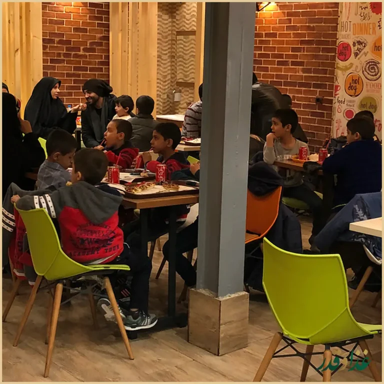 پیتزا تنوری پاروت