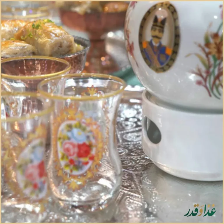 رستوران سنتی عمارت لاله