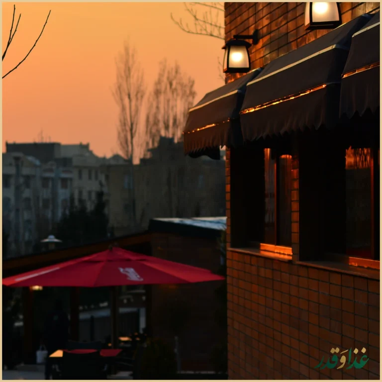 فودکورت ساتراپ