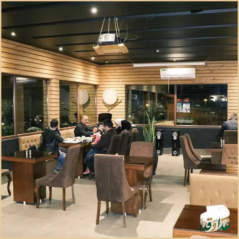 فودکورت ساتراپ