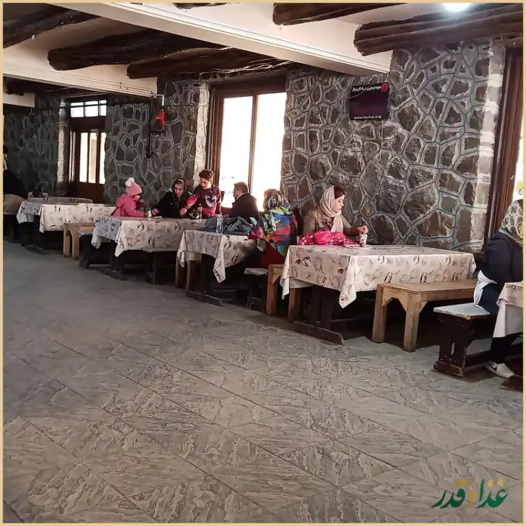 استراحتگاه و رستوران ایستگاه ۵ تله کابین توچال