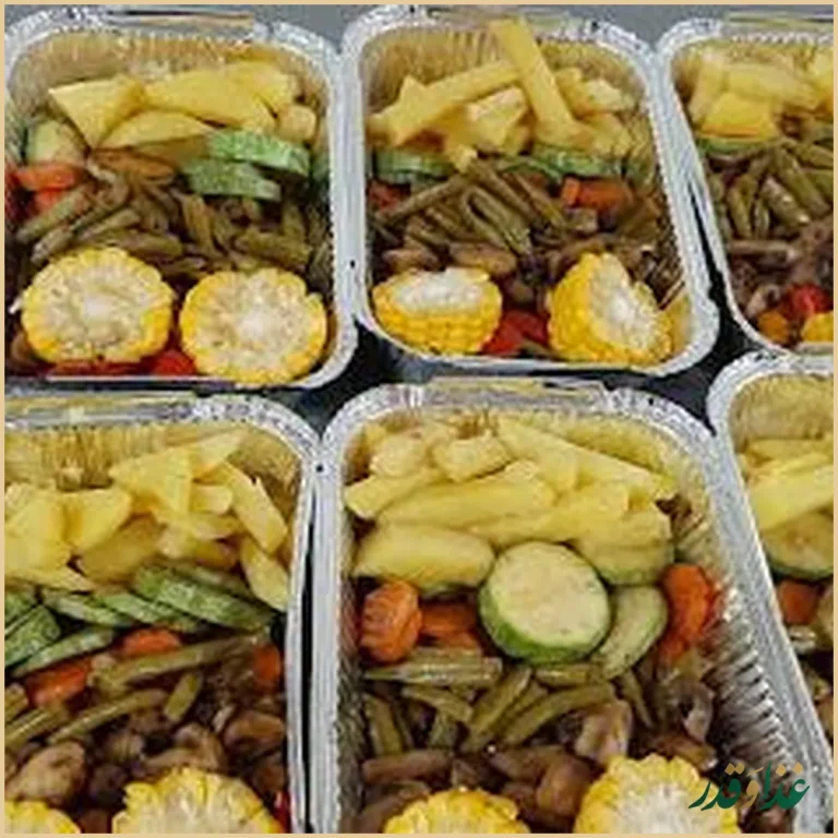 کترینگ چلو سفید