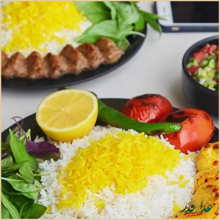 رستوران فلای لند فود پارک