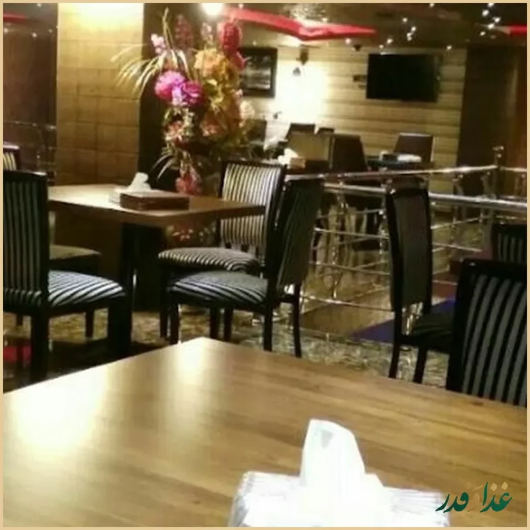 کافه رستوران گندم طلایی