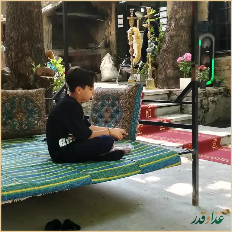 باغ رستوران رز