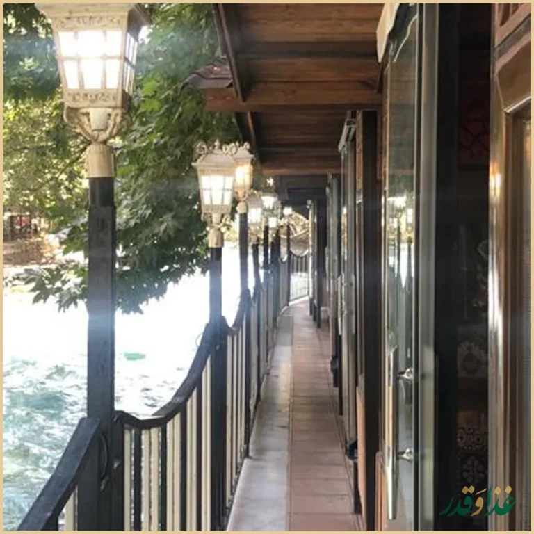 رستوران مهستان