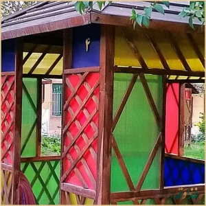 باغچه رستوران آسمونی ها