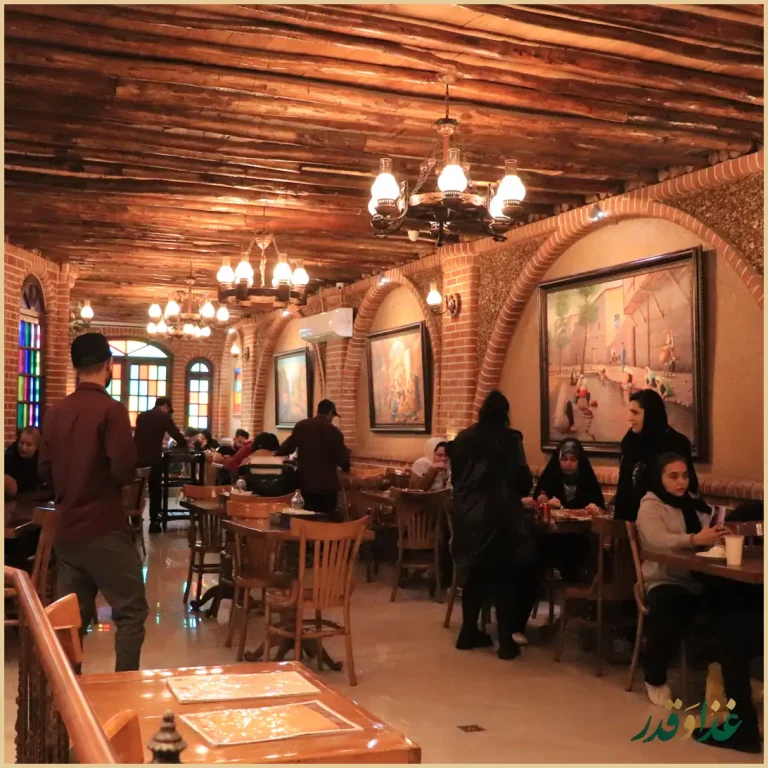 کافه رستوران دورهمی امامزاده حسن