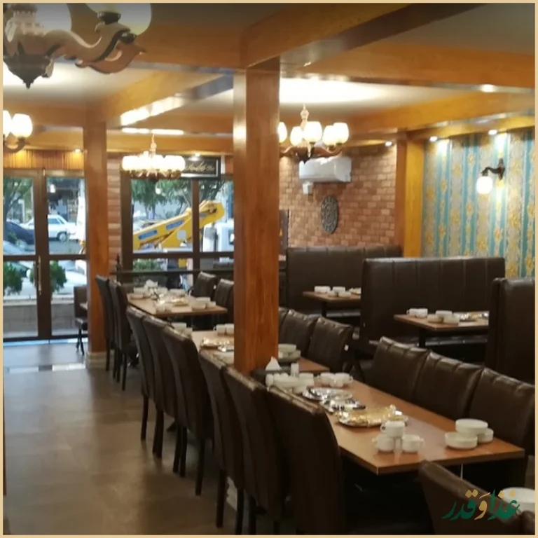 رستوران دارکوب