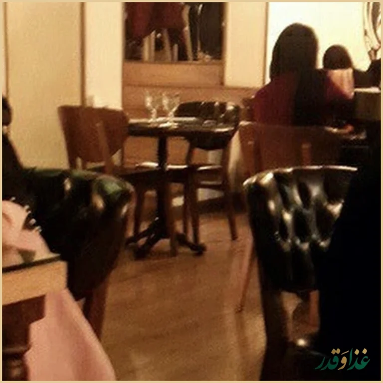 کافه رستوران رنسانس