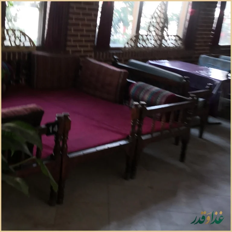 باغ رستوران طهرون