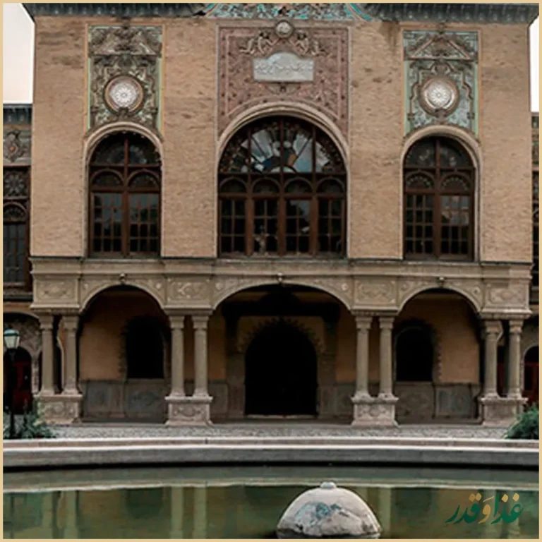 رستوران جوان هنرور۱