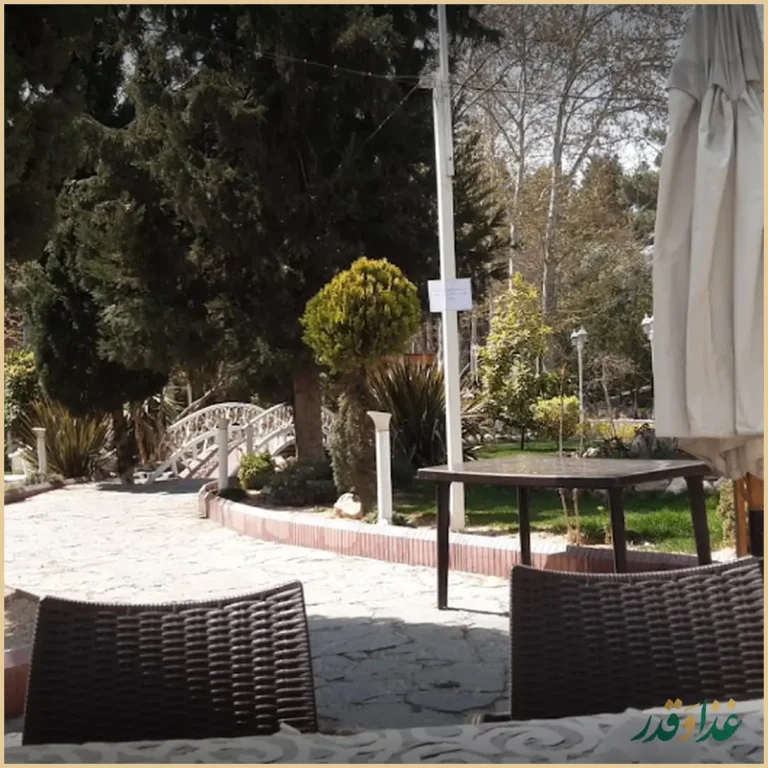 رستوران هتل بلوط