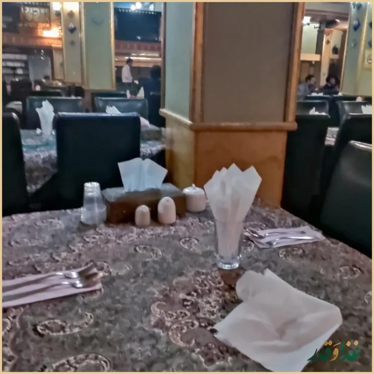 رستوران سنتی لانه کبوتر