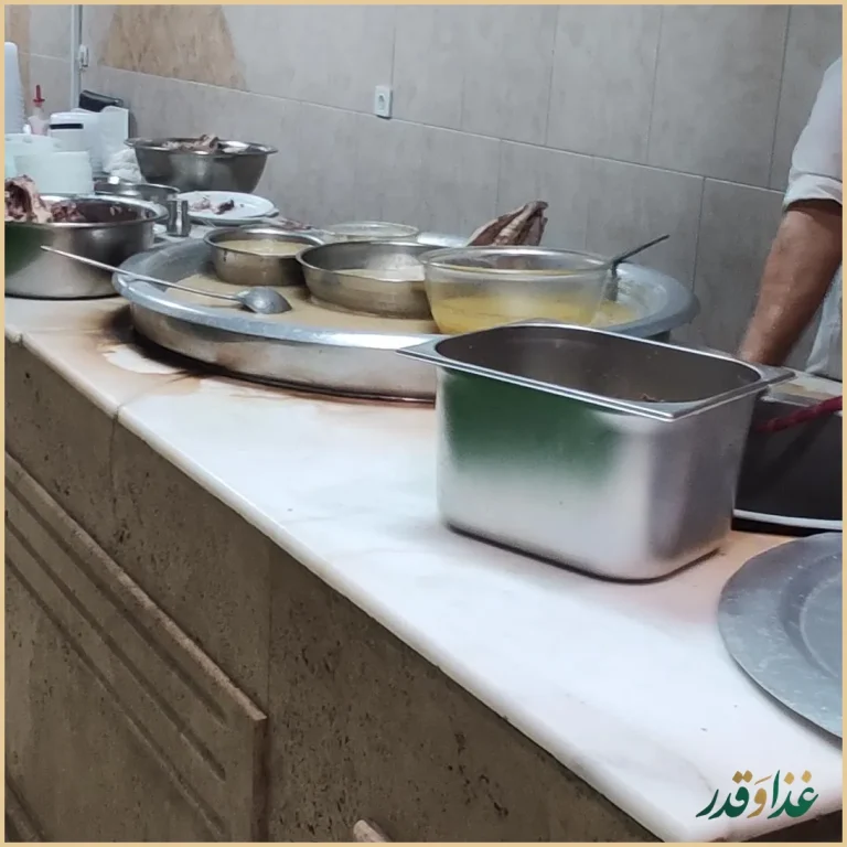 طباخی و کله پزی ساعی (شعبه آزادی)