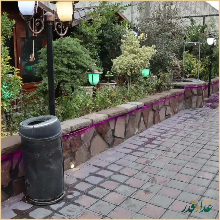 باغچه رستوران ونوس شهران