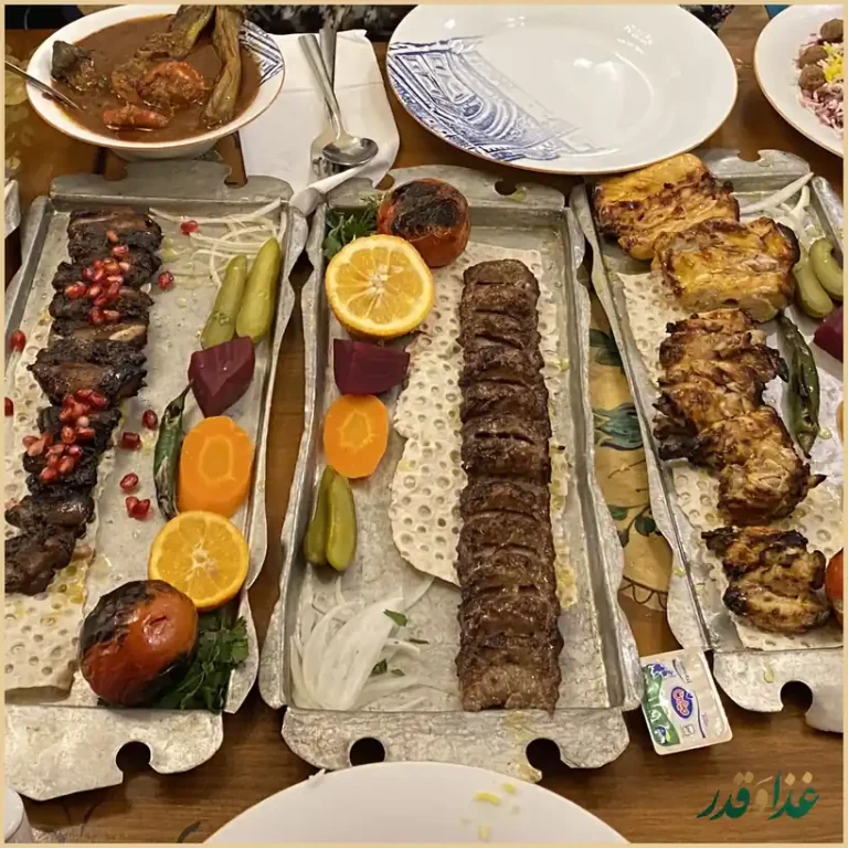 کافه رستوران وکیل التجار