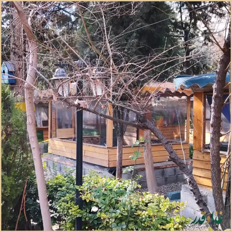 رستوران باغ لاله