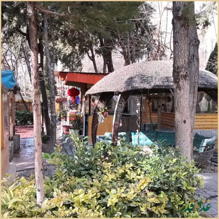 رستوران باغ لاله