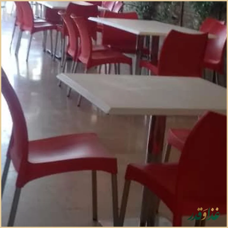 مرغ سوخاری کی اف سی