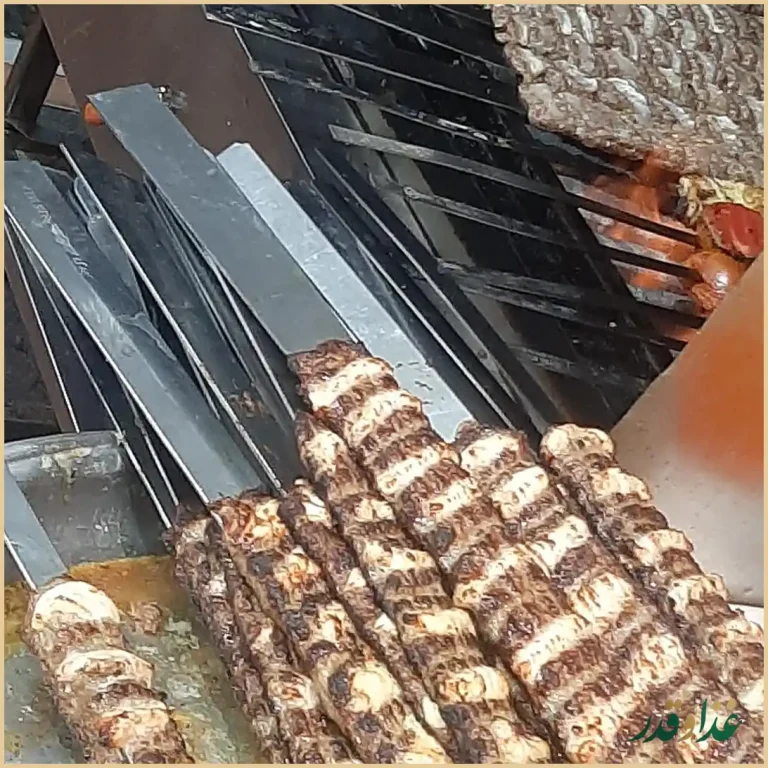 رستوران گل یاس