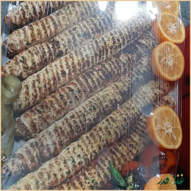 رستوران گل یاس