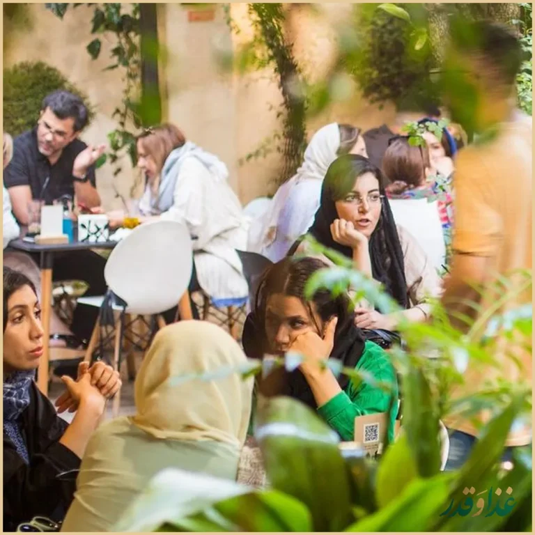 خانه پاپریکا