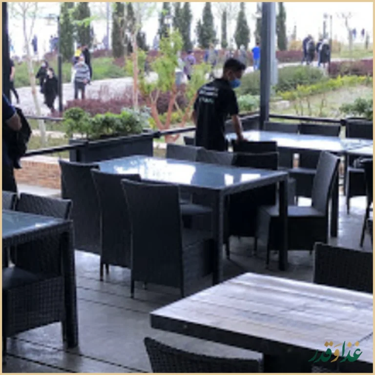 رستوران چیکن فکتوری(بام لند)