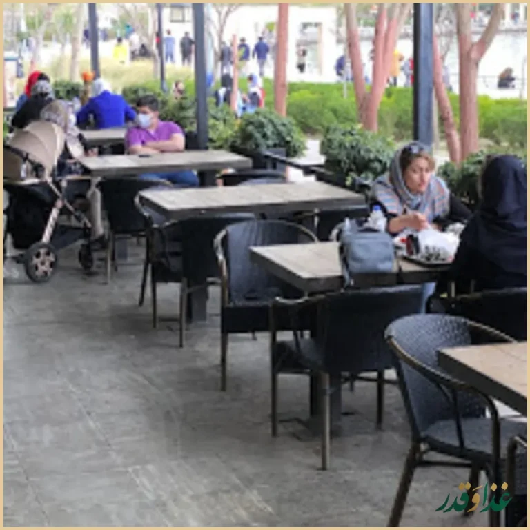 رستوران چیکن فکتوری(بام لند)