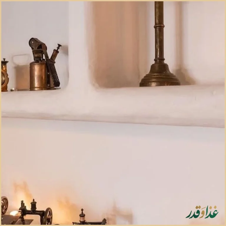 رستوران مس توران