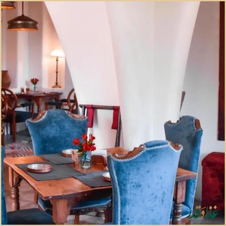 رستوران مس توران