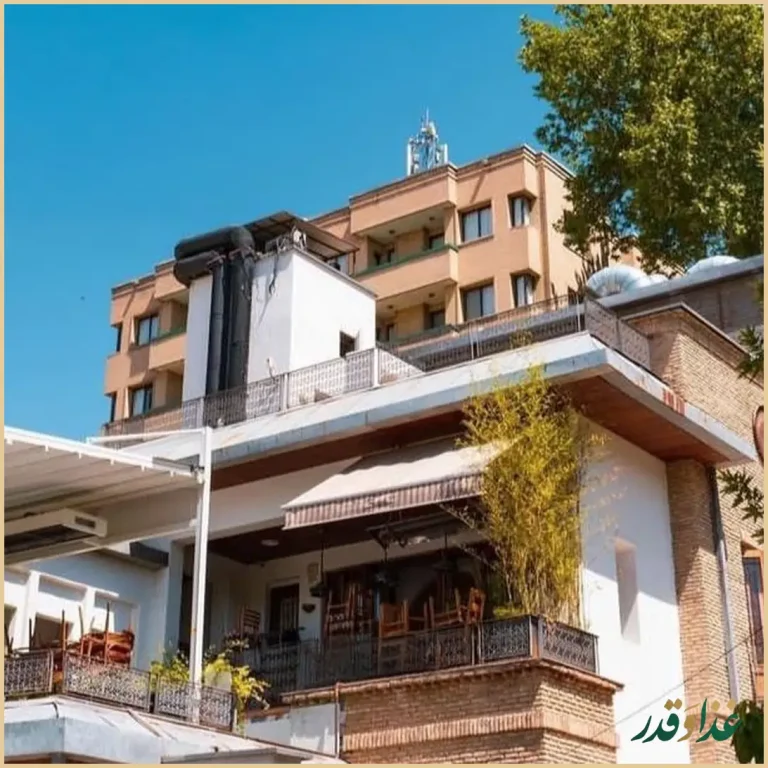 رستوران مس توران