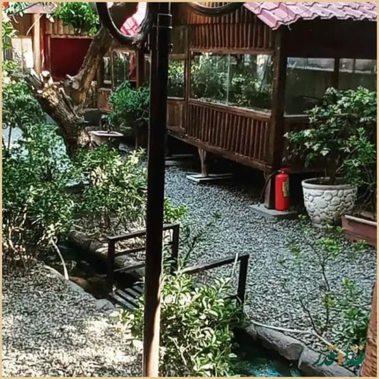 باغچه رستوران و کافی شاپ نان و نمک شهران