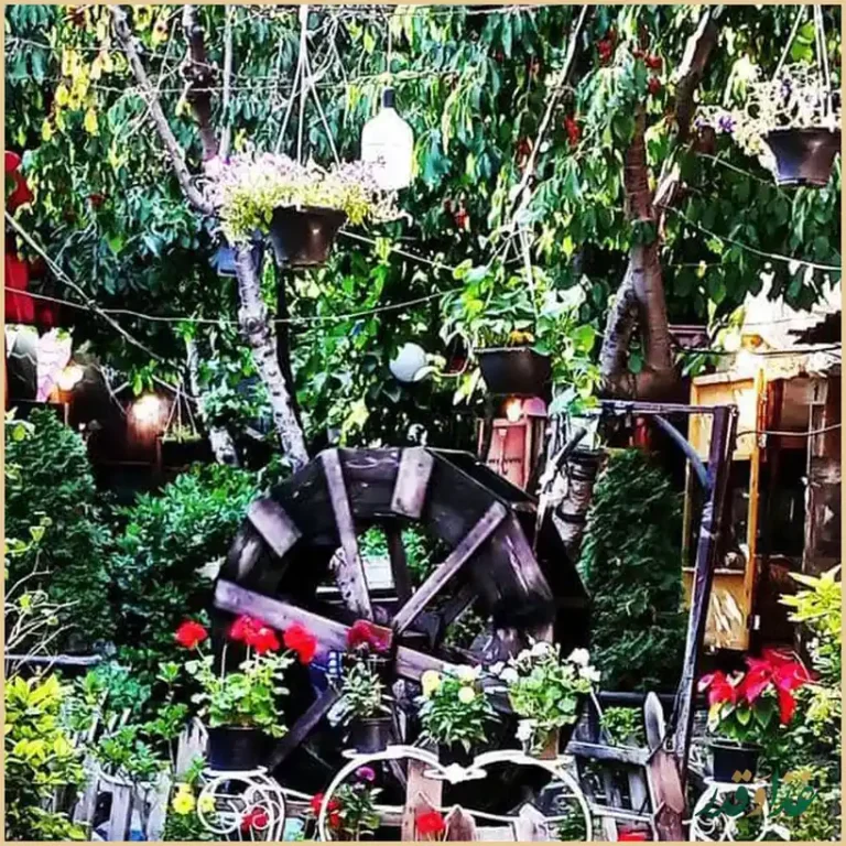 باغچه رستوران و کافی شاپ نان و نمک شهران