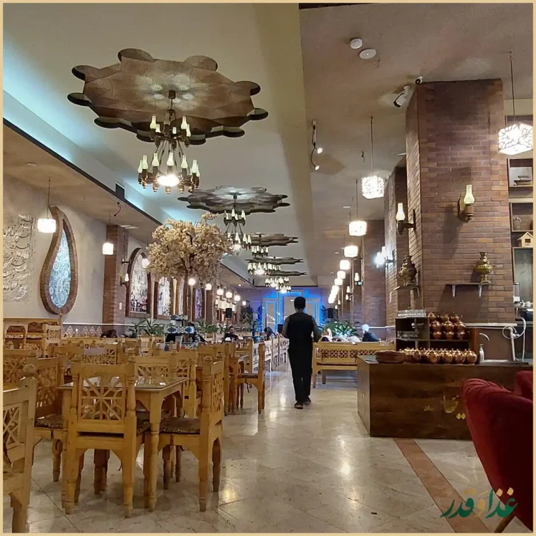 عمارت کلاه فرنگی