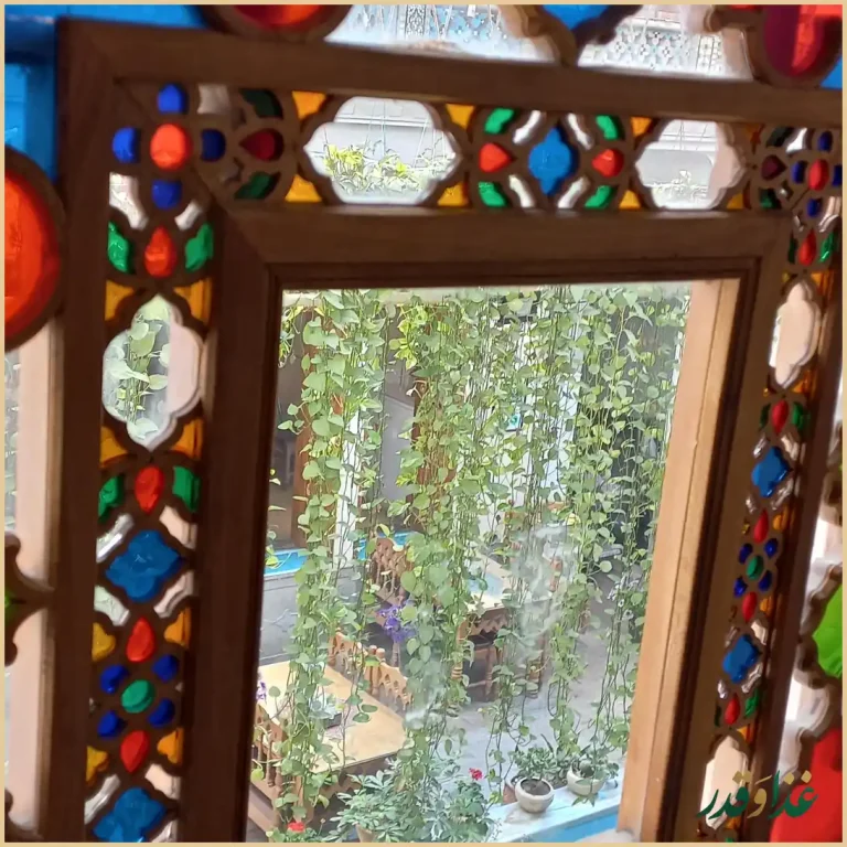 کافه رستوران خانه تاریخی همدم السلطنه