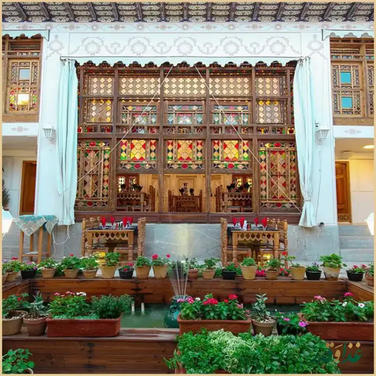 کافه رستوران خانه تاریخی همدم السلطنه