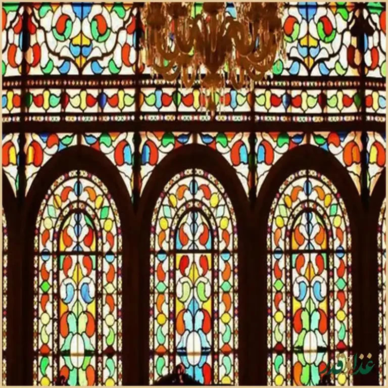 کافه رستوران خانه تاریخی همدم السلطنه