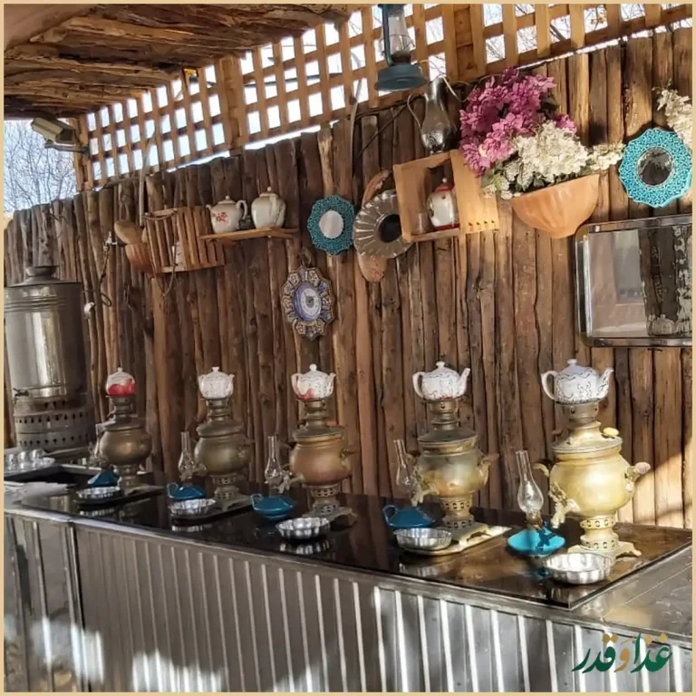 رستوران سه کاج