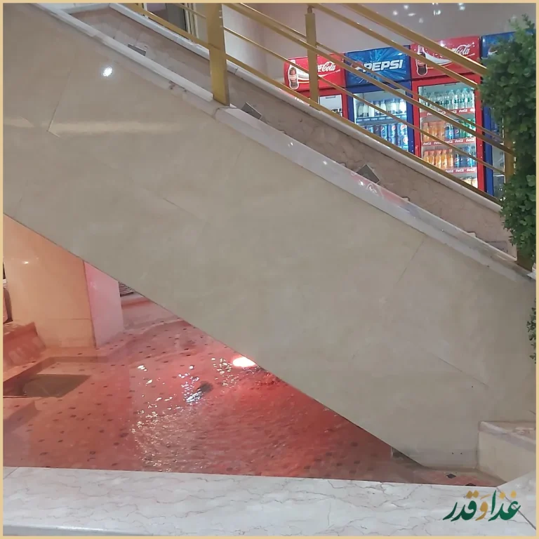 رستوران مانی