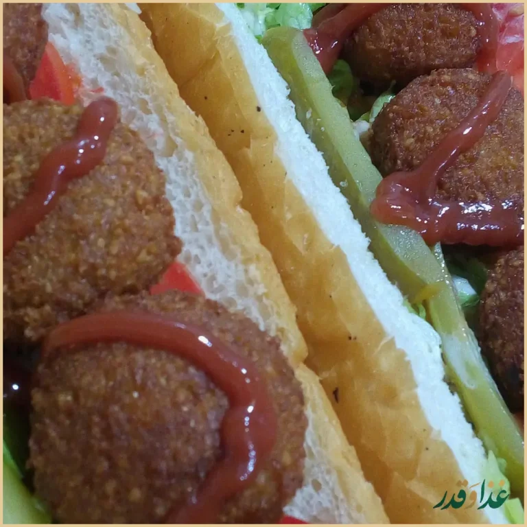 ساندویچی نخود طلا