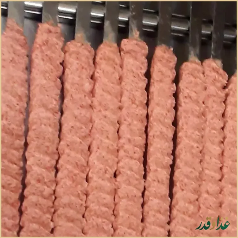 نان داغ کباب داغ جوان