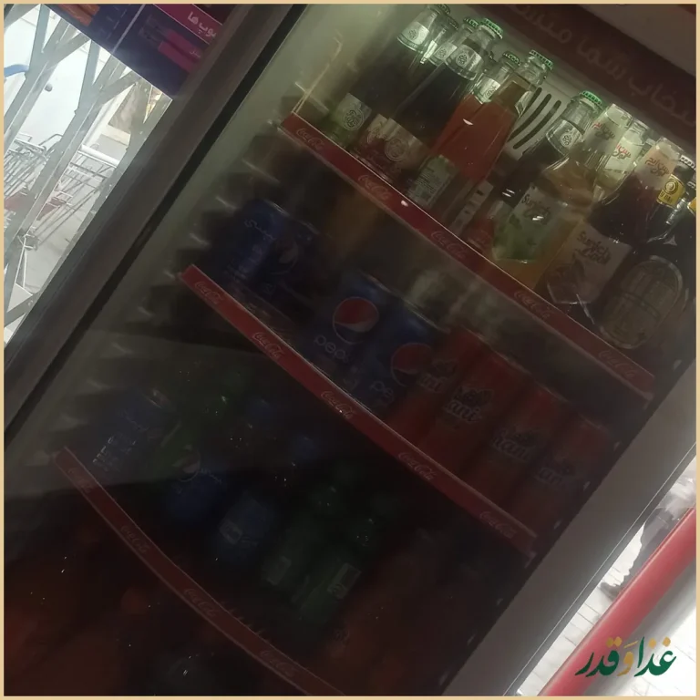 رستوران بیرون‌بر نیلگون