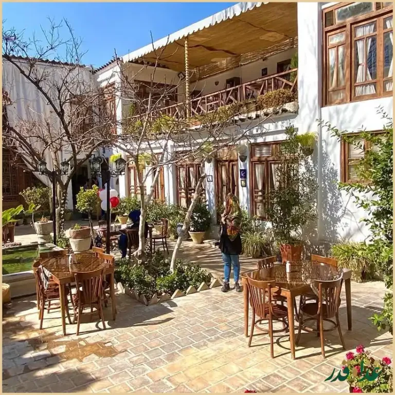 رستوران سنتی چهارنقش